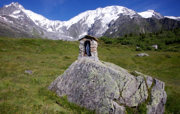 Shrine on the Mont Blanc trail